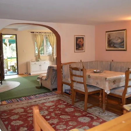 Holiday home Hondo Holiday